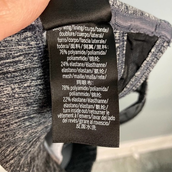 PINK Victoria’s Secret Ultimate Lightly Lined Sports Bra Size S Logo Surplice - Picture 8 of 12